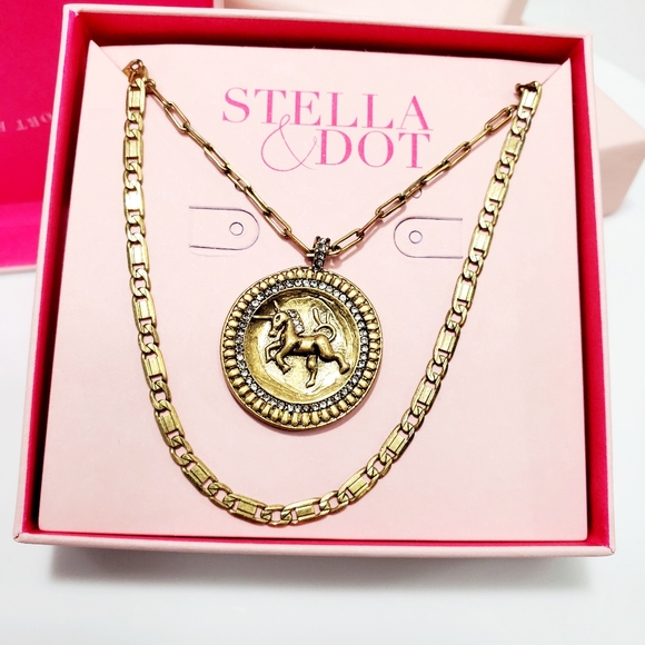STELLA & DOT  - Heritage Coin Pendant with Layered Chains - Picture 3 of 10